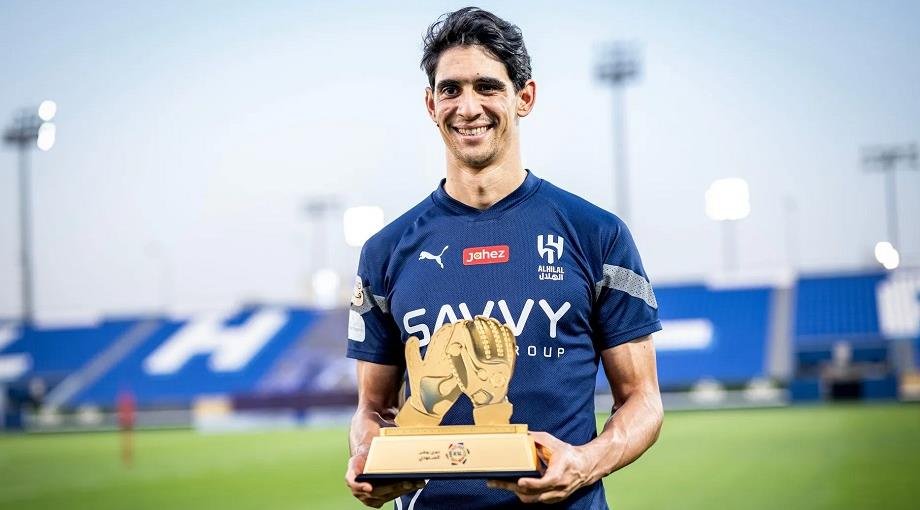 بونو أفضل حارس مرمى في الدوري السعودي