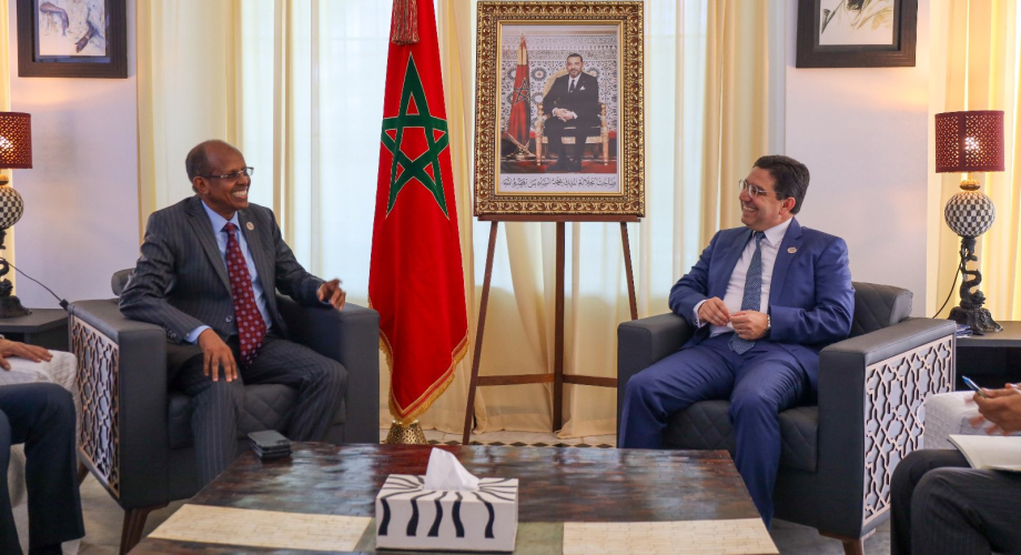 بوريطة يتباحث ببانجول مع وزير الشؤون الخارجية الجيبوتي
