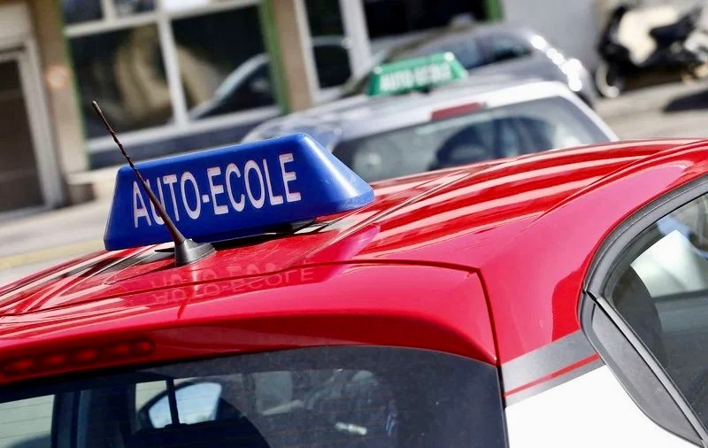 تسجيل أزيد من 130 ألف مترشح بمنصة التكوين على السياقة “بيرمينو”