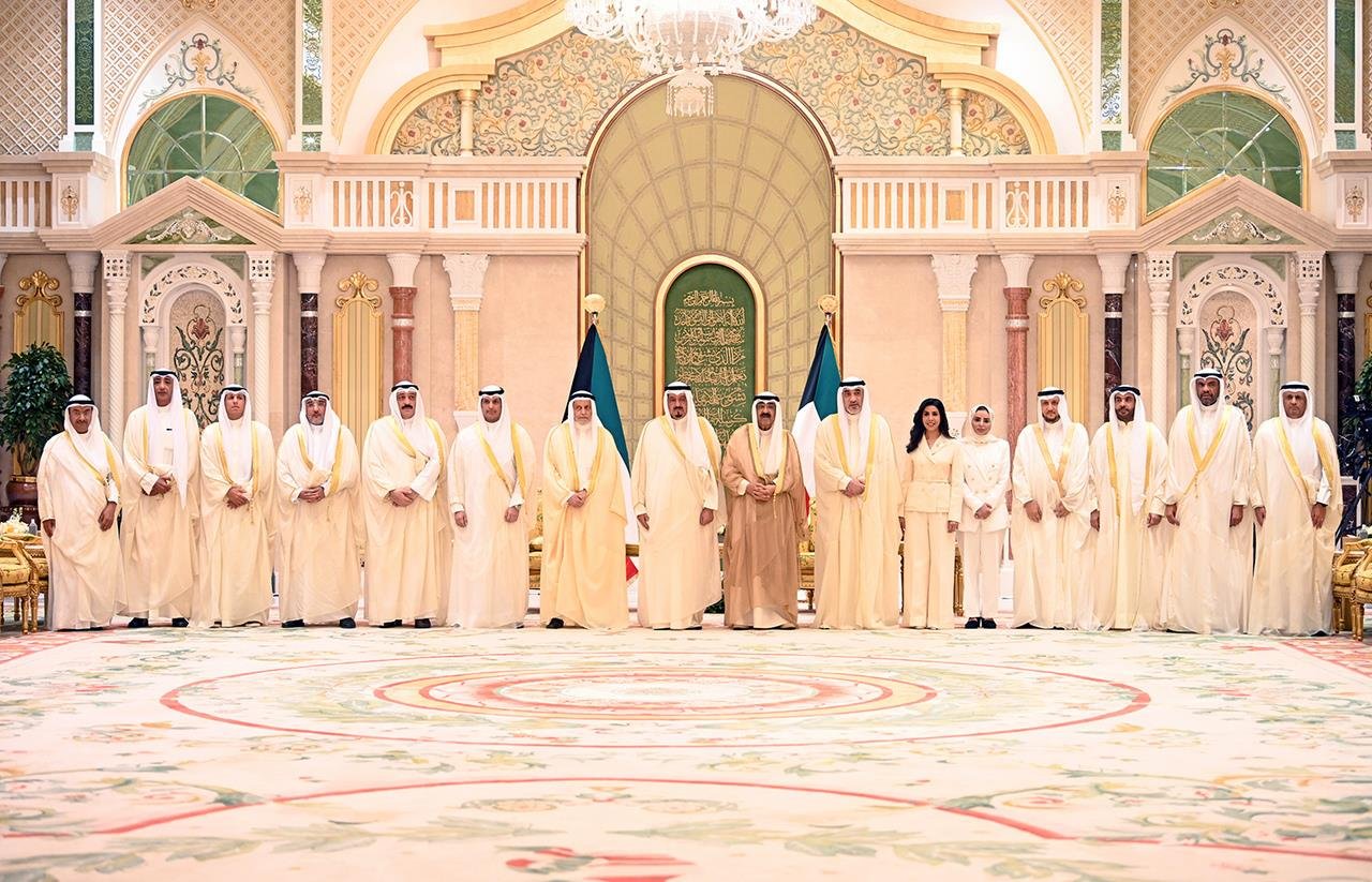 الحكومة الكويتية الجديدة تؤدي اليمين الدستورية