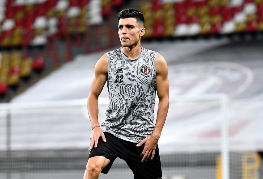 الزمالك يجد صعوبة في التعاقد مع أشرف بن شرقي