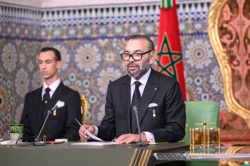 الملك يهنئ ناريندرا مودي بمناسبة تنصيبه وزيرا أولا في حكومة الهند لولاية ثالثة