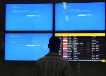 شركات الطيران تستأنف عملياتها بعد عطل معلوماتي عالمي