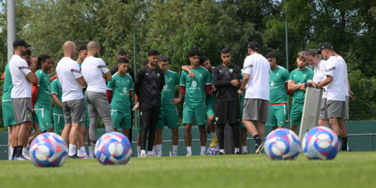 المنتخب الوطني الأولمبي يجري حصة تدريبية استعدادا للأولمبياد