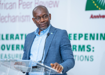 وزير سيراليوني: جلالة الملك ارتقى بالمغرب إلى “فاعل اقتصادي رئيسي” في إفريقيا