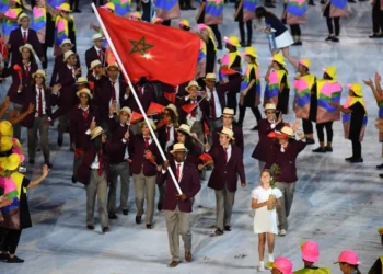 اختيار إيناس لقلالش وياسين الرحموني لحمل العلم المغربي في مراسم افتتاح أولمبياد باريس