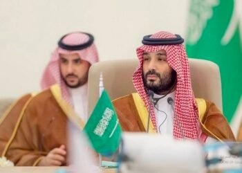 ولي عهد السعودية يهنئ الملك بعيد العرش