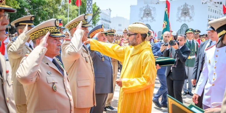 الملك يترأس بتطوان حفل أداء القسم للضباط المتخرجين الجدد