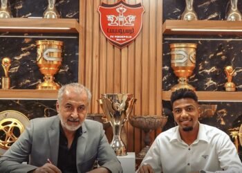 رسميا.. بيرسبوليس الإيراني يقدم الودادي السابق أيوب العملود