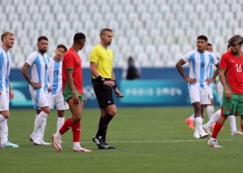 الإتحاد الأرجنتيني لكرة القدم يشكو فرنسا إلى الفيفا