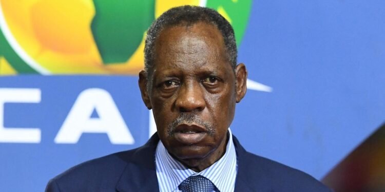 وفاة عيسى حياتو الرئيس السابق للكاف