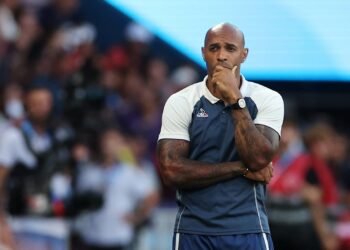 بشكل مفاجئ .. هنري يترك المنتخب الأولمبي الفرنسي