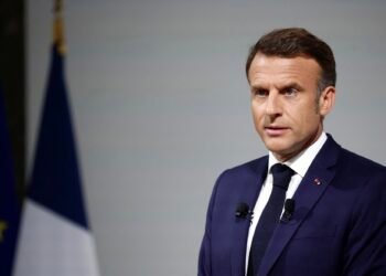 ماكرون أمام تحديات كبيرة بعد نهاية الهدنة السياسية