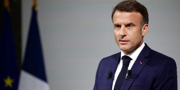 ماكرون أمام تحديات كبيرة بعد نهاية الهدنة السياسية