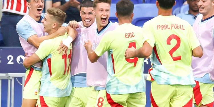 أشبال الأطلس يواجهون إسبانيا في المربع الذهبي في مارسيليا