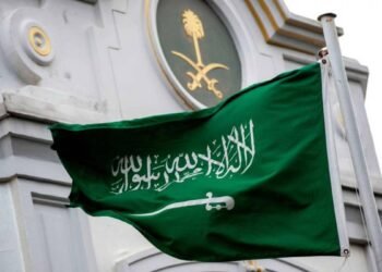 السعودية تحث مواطنيها على مغادرة لبنان بشكل فورى