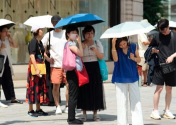 وفاة أكثر من 120 شخصا في طوكيو بسبب الحر