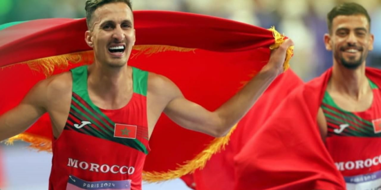 الاتحاد الإفريقي يحتفي بالإنجاز التاريخي للبطل سفيان البقالي