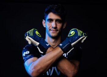 بونو يقود الهلال إلى نهائي كأس السوبر السعودي