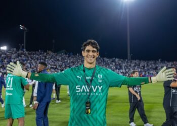بونو يتوج رفقة الهلال بكأس السوبر السعودي