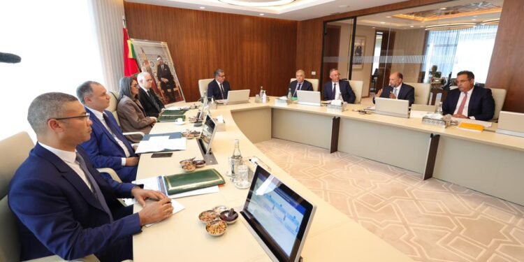 أخنوش يترأس اجتماعا حول الهيدروجين الأخضر