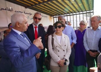 أمزميز.. لجنة تابعة لمنظمة الصحة العالمية تشيد بالمشروع الملكي لتوفير الوحدات الصحية المتنقلة في مناطق الزلزال