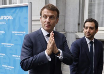 ماكرون يقترح ستيفان سيجورني لعضوية المفوضية الأوروبية