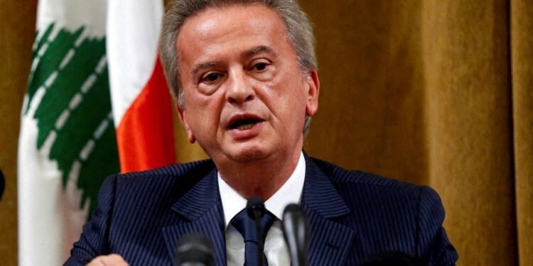 إصدار مذكرة توقيف وجاهية بحقّ حاكم مصرف لبنان رياض سلامة