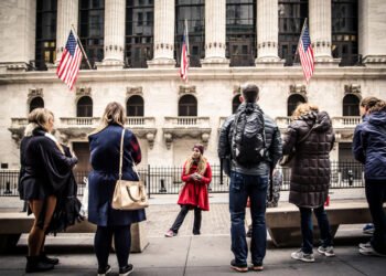 أمريكا تستعيد 1,3مليار دولار من الأثرياء