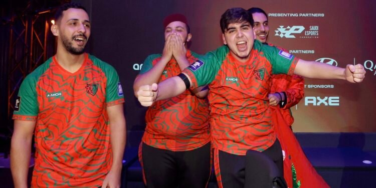 أنس موسى ينال فضية كأس العالم للفيفا في كرة القدم الإلكترونية