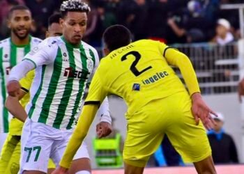 الدفاع الحسني الجديدي يتعادل مع ضيفه المغرب الفاسي