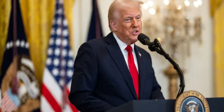 ترامب يعلن بشكل مفاجئ عن محادثات مباشرة مع إيران