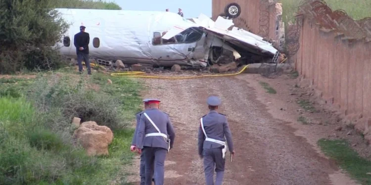 انزلاق طائرة خاصة بمطار فاس دون إصابات وشركة “إير أوشن ماروك” توضّح التفاصيل